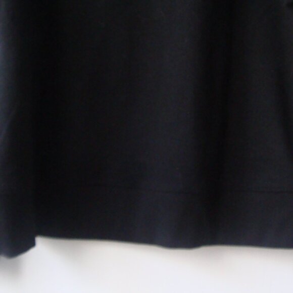 NWT Karl Lagerfeld Paris Sweatshirt Women's Black Eiffel Tower Graphic, Size M - Picture 13 of 14